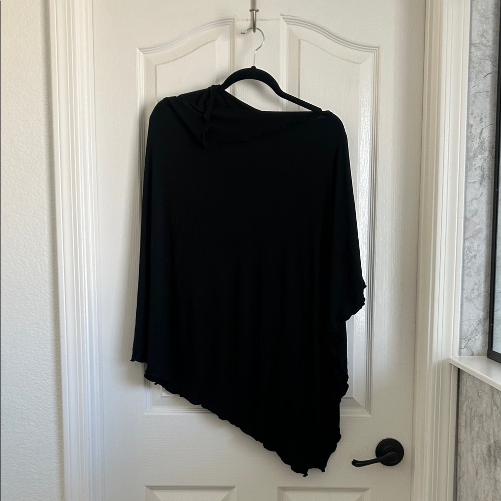 Black Bamboobies nursing cover-up